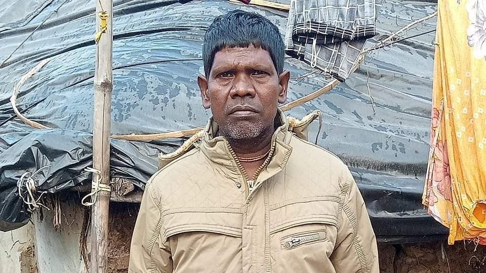 फेम मिलने के बाद ऐसी जिंदगी जी रहा कच्चा बादाम सिंगर (Photo: Instagram @bhuban_badyakar)