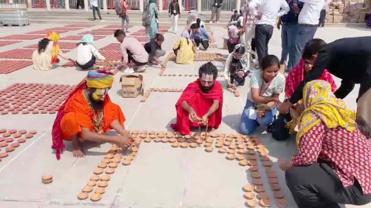 अयोध्या में वर्ल्ड रिकॉर्ड की तैयारी (Photo: Screengrab)