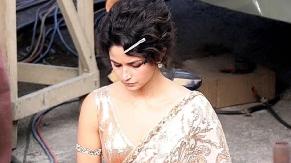 Alia Bhatt Love And war News