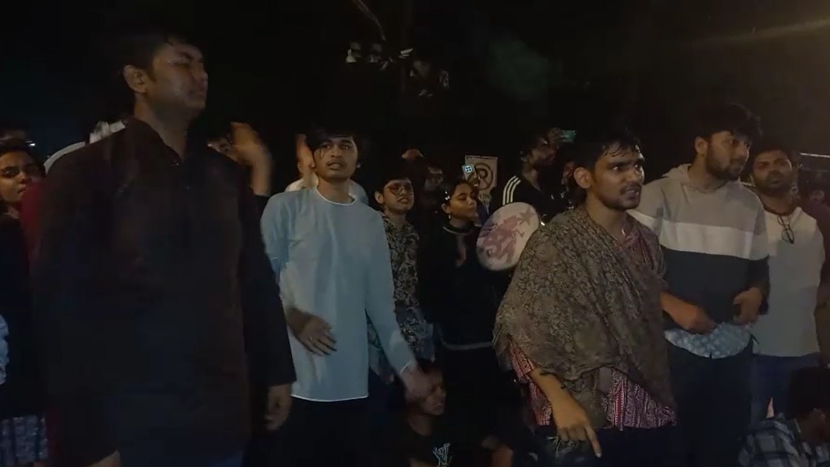 दिल्ली में जेएनयू छात्रों का प्रदर्शन… पुलिस से धक्का-मुक्की, हिरासत में लिए गए 28 छात्र – jnu students detained delhi police clash vasant kunj ntc