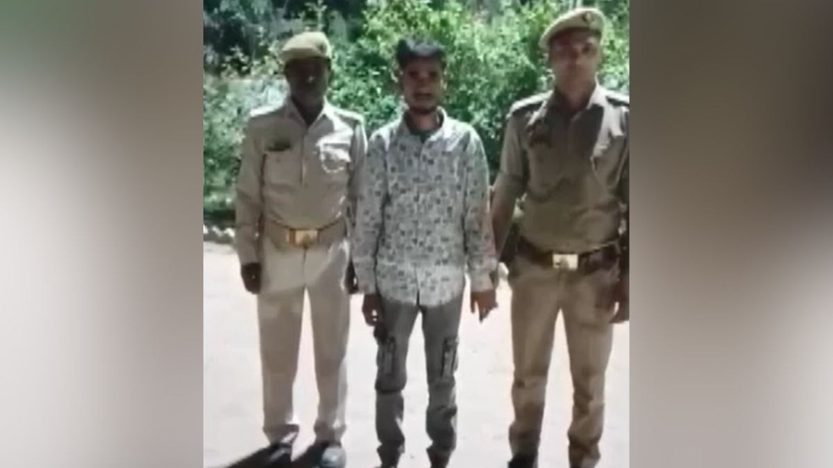 पुलिस ने आरोपी को किया अरेस्ट. (Photo: Screengrab)