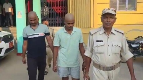 Gopalganj police exposed cyber fraud network.