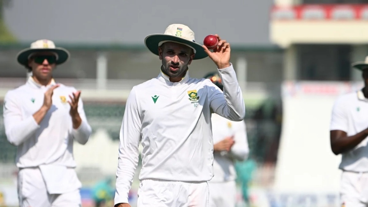 केशव महाराज ने रचा इतिहास... पाकिस्तानी टीम के खिलाफ झटके 7 विकेट, लगी रिकॉर्ड्स की झड़ी