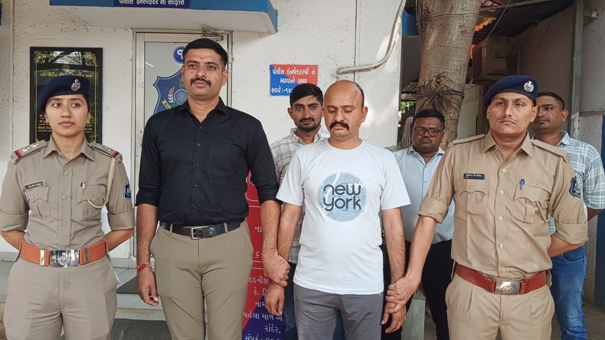 पांच फरार साथियों की तलाश शुरू.(Photo: Sanjay Singh J Rathod/ITG)