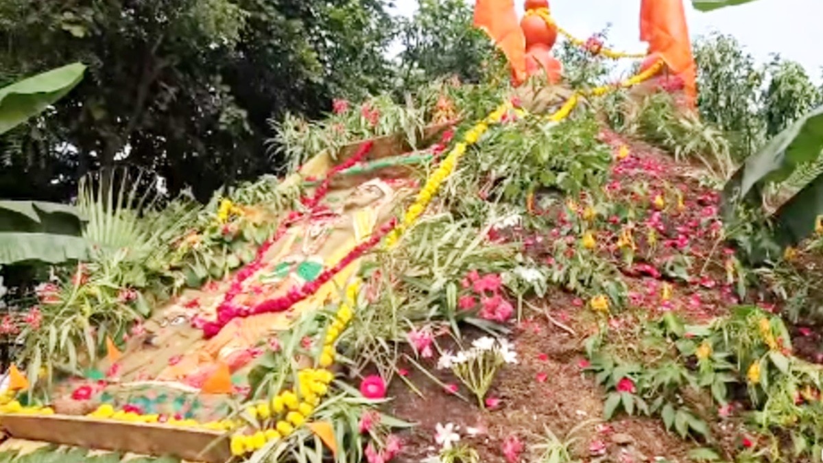 ग्वालियर में बना MP का सबसे ऊंचा गोवर्धन पर्वत.