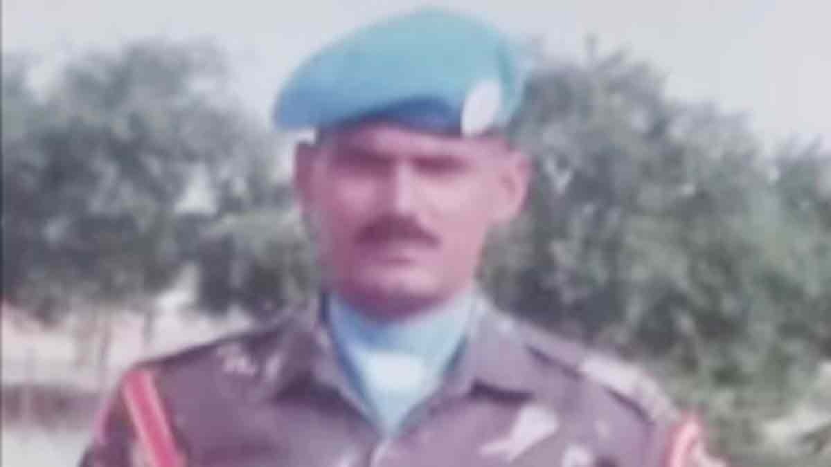 Retired soldier killed in firecracker dispute