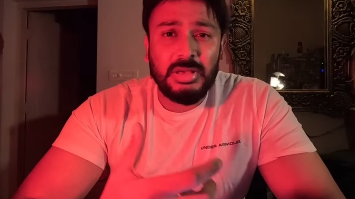 'उस कमरे की गंध...', बचपन में मशहूर एक्टर संग दो बार हुई ज्यादती की कोशिश, सालों बाद किया खुलासा