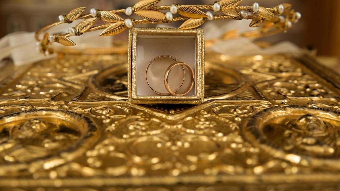 Gold-Silver Rates Fall: आज भी सोना-चांदी के दाम में गिरावट, इतना सस्ता हुआ गोल्ड