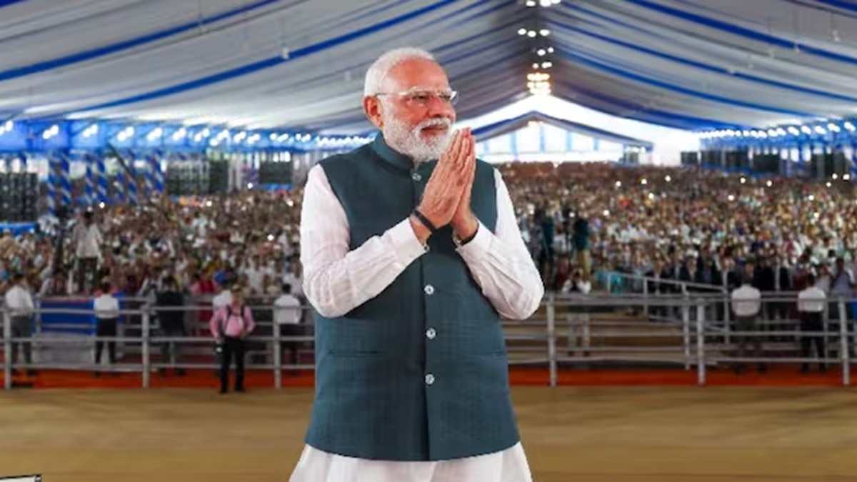 बिहार के रण में मोदी... कर्पूरी ठाकुर के गांव से शंखनाद कर क्या सेट कर देंगे NDA का चुनावी एजेंडा