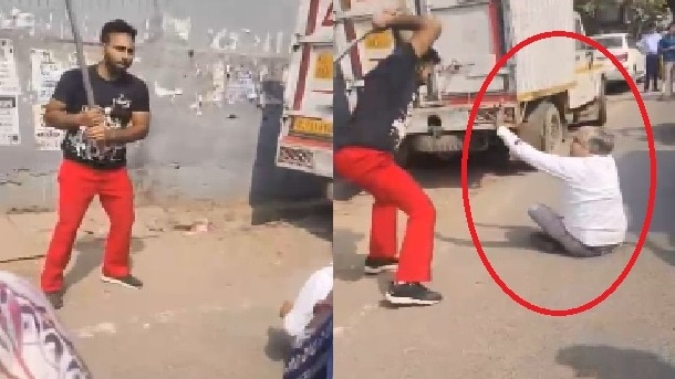 दिल्ली में बीच सड़क युवकों की दबंगई, बुजुर्ग को कार से निकालकर बुरी तरह पीटा- Video