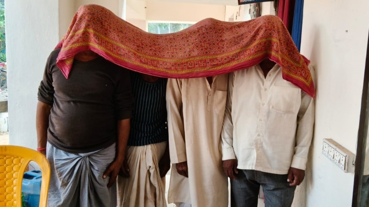 12 वर्षीय मासूम की हत्या, गंगा से बरामद हुआ जला हुआ शव, पिता समेत 4 परिजन गिरफ्तार