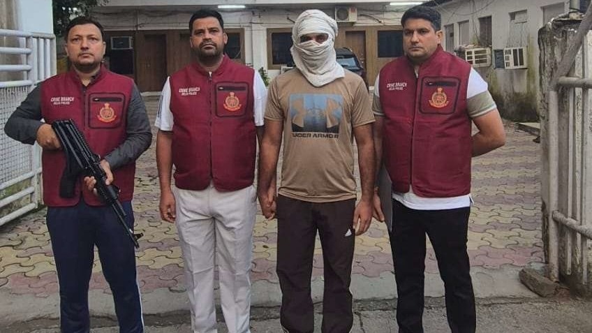 पुलिस गिरफ्त में आरोपी. (Photo: Arvind Ojha/ITG)