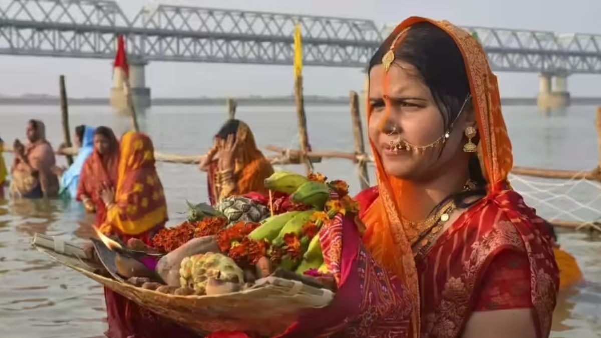 Chhath Puja 2025: छठ पर्व के तीसरे दिन अस्तगामी सूर्य का अर्घ्य, जानें शुभ मुहूर्त और पूजन विधि