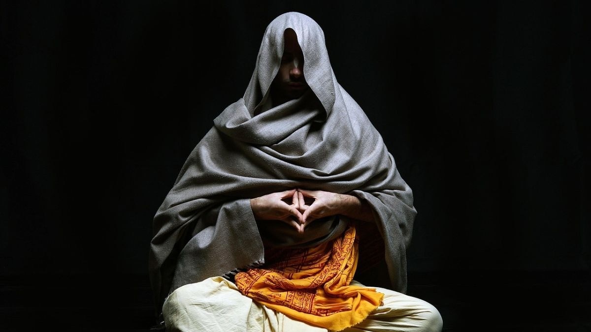 Brahma Muhurat: ब्रह्म मुहूर्त में जरूर करें ये खास उपाय, जीवन में प्राप्त करेंगे सिर्फ तरक्की ही तरक्की