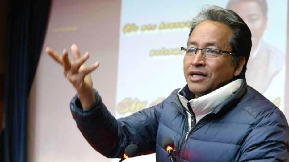 सोनम वांगचुक की पत्नी ने हिरासत को चुनौती देते हुए सुप्रीम कोर्ट को रुख किया है.