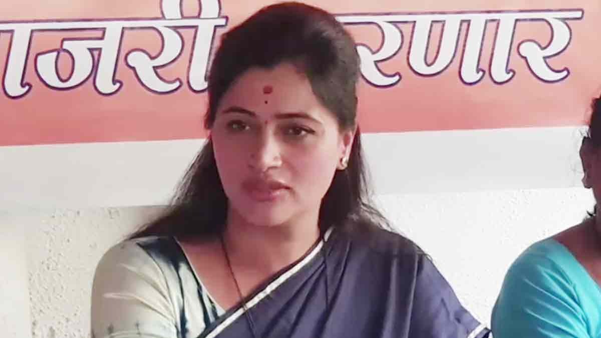 पूर्व सांसद नवनीत राणा को फिर मिली जान से मारने और गैंगरेप की धमकी, हैदराबाद से भेजा गया पत्र