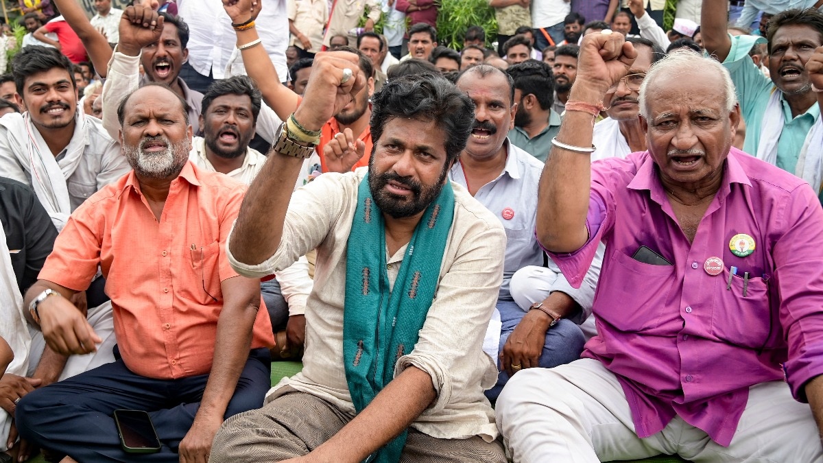 नागपुर में किसानों के आंदलोन में शामिल होंगे मनोज जरांगे. (photo: PTI)