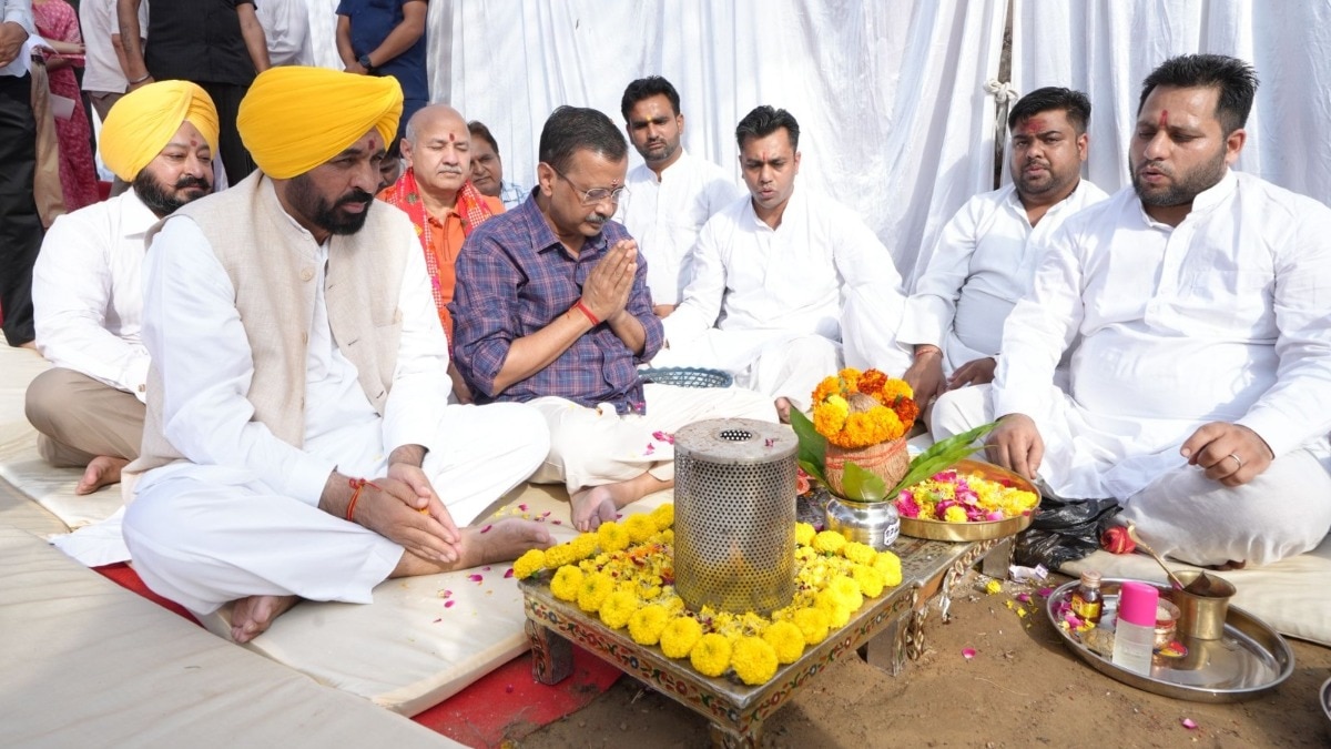 भगवंत मान और अरविंद केजरीवाल की ओर से 75 करोड़ रुपए के विकास कार्यों का शुभारंभ (Photo: X/Arvind Kejriwal)