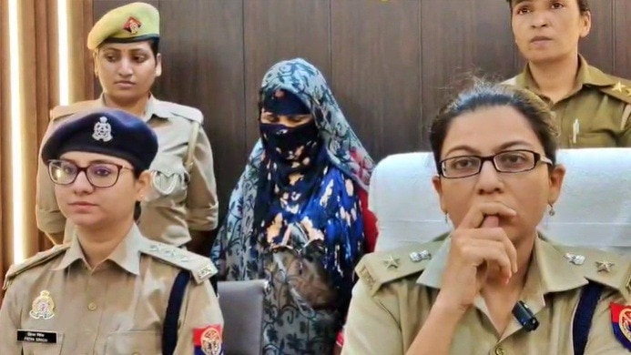 Kanpur Dehat police arrest the 'murderer' mother (Photo- ITG)