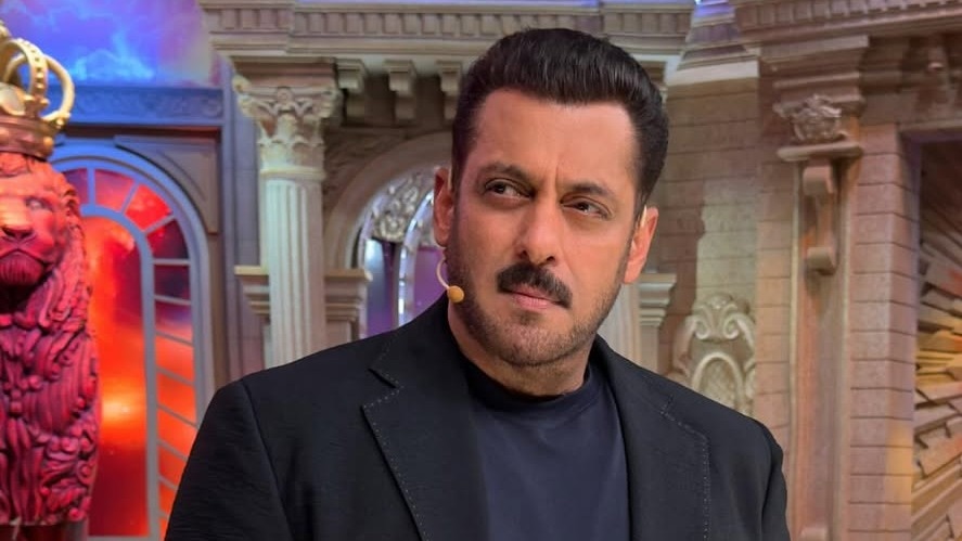 BB19: 'फायर मोड' में दिखे सलमान खान, 'वीकेंड का वार' में घरवालों की जमकर लगाई क्लास