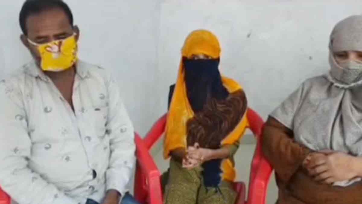 Muslim girl makes indecent comment on Gods and Goddesses on social media