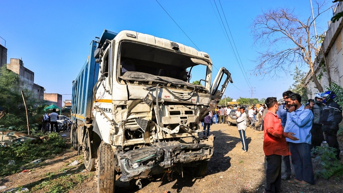 जयपुर: पहले कार वाले से झगड़ा, फिर स्कूटी सवार को टक्कर मारकर भागा... डंपर चालक पर नए खुलासे
