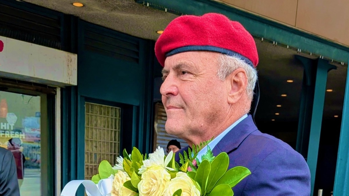 न्यूयॉर्क मेयर चुनाव में लाल टोपी... कौन हैं कर्टिस स्लिवा जो ममदानी के खिलाफ लड़ रहे चुनाव