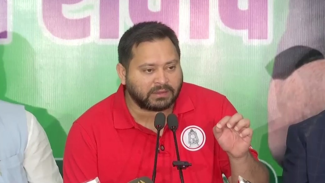 वोटिंग से ऐन पहले चुनाव घोषणापत्र से इतर महिलाओं के लिए कई घोषणाएं क्यों करनी पड़ी तेजस्वी को?