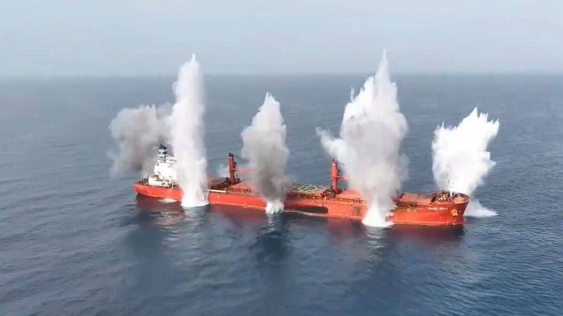 yemen Houthi militants attacked a ship