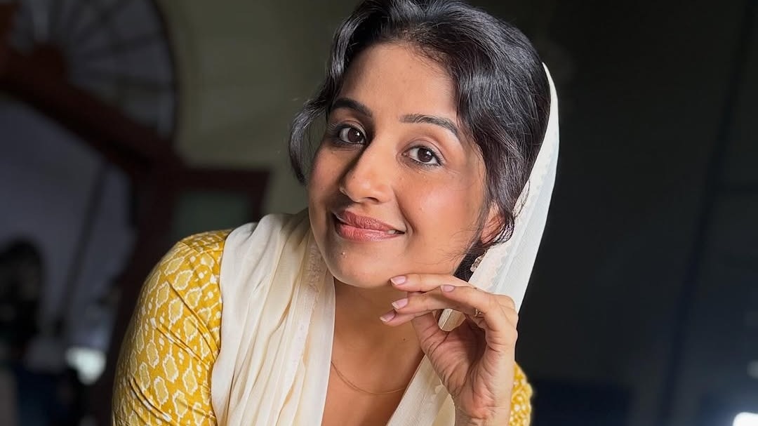 परिधि शर्मा (Photo: Instagram @paridhiofficial)