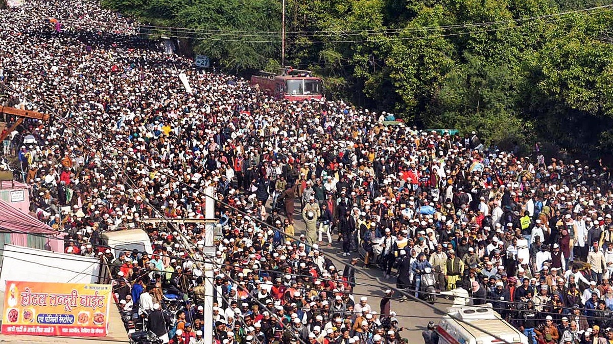 महाकुंभ जैसा भोपाल इज्तिमा में भी विवाद... गैर-मुस्लिमों को दुकान न दिए जाने का आरोप, कमेटी बोली- ये सरासर झूठ है