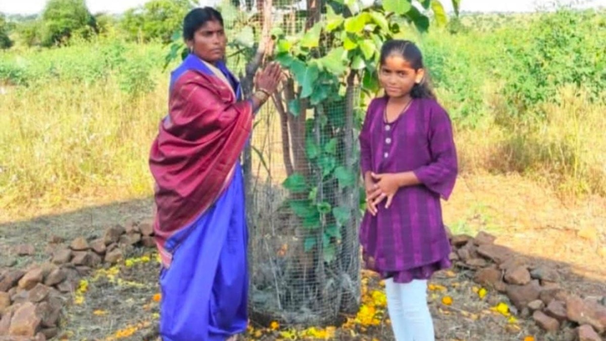  Mother and daughter die