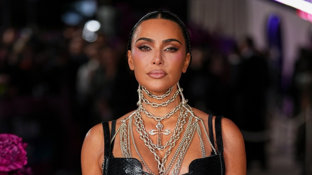 AI की वजह से एग्जाम में फेल हो गईं ये मशहूर सेलिब्रिटी, आप भी तो नहीं कर रहे ये काम