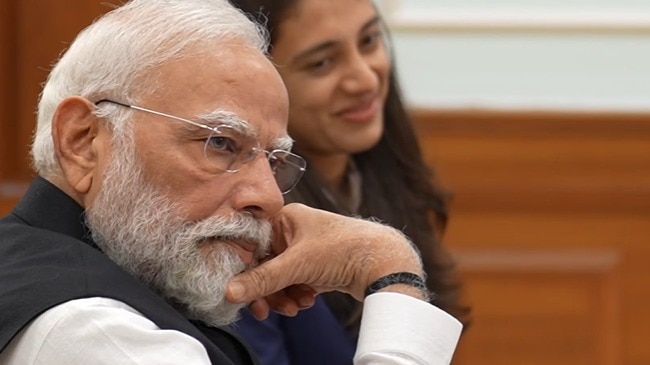 PM Modi India Women team Meeting 
