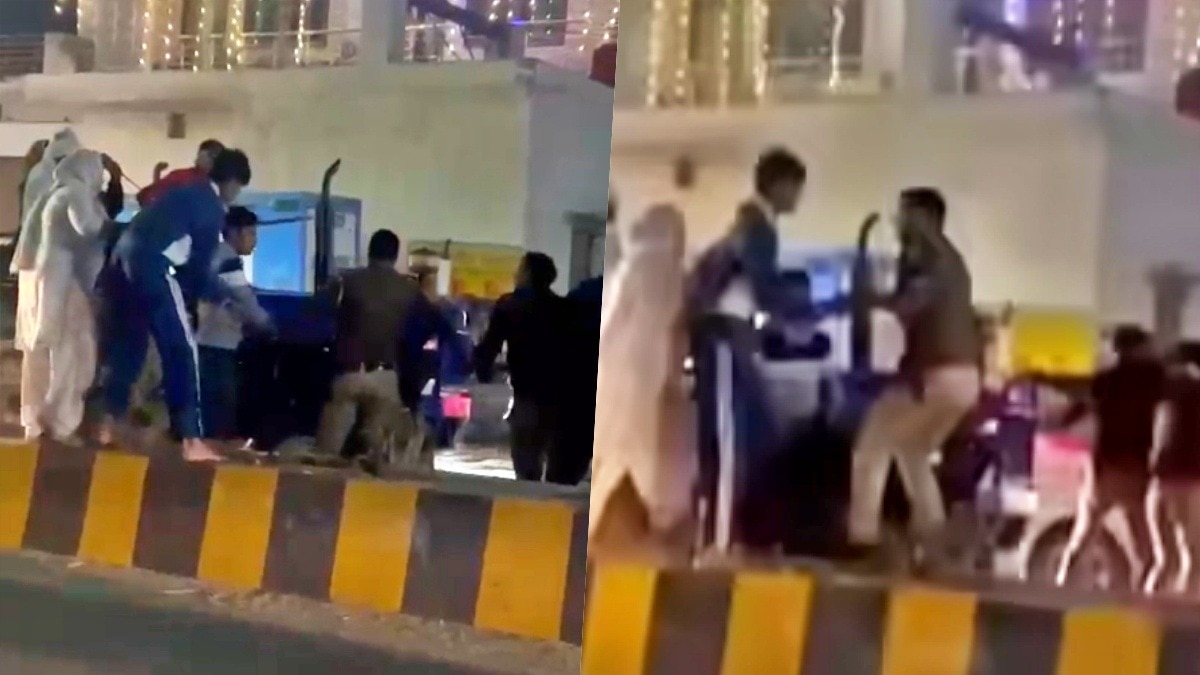 Video of clash with policemen in Hapur goes viral (Photo- Screengrab)