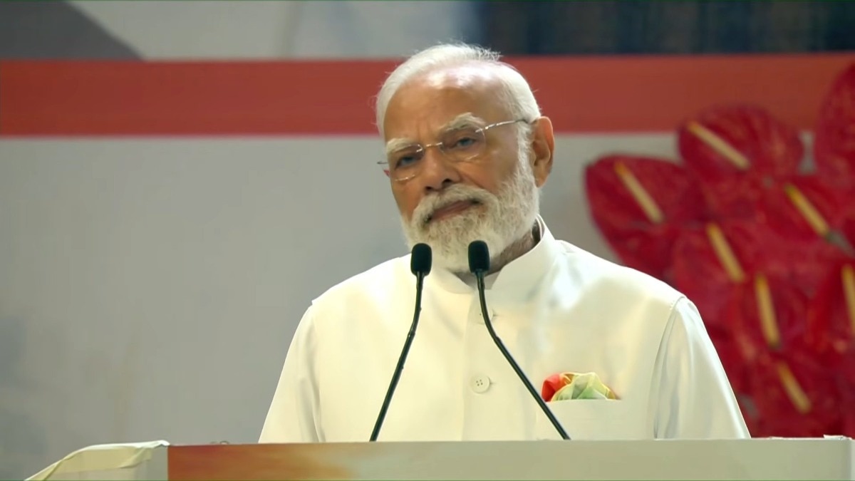 पीएम मोदी ने वंदे मातरम के डेढ़ सौ साल पूरे होने पर बताई इसकी अहमियत