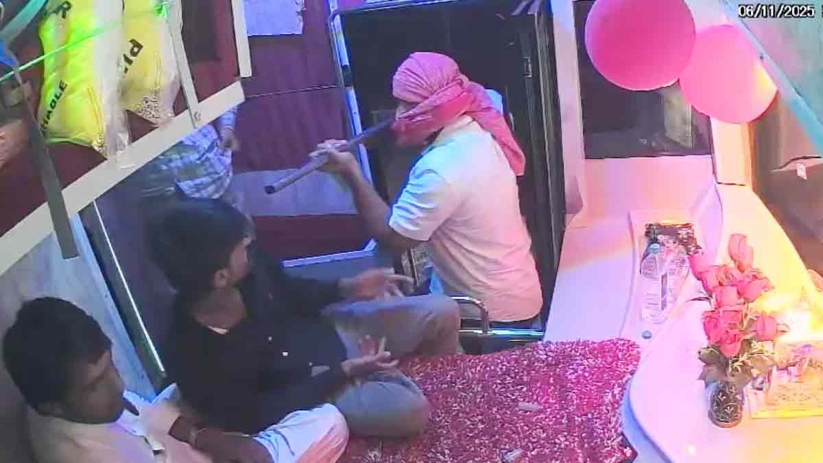 जोधपुर: बस रुकवाकर बंदूक की नोक पर लूट, हवाई फायरिंग कर बदमाश ने मांगे पांच हजार रुपये