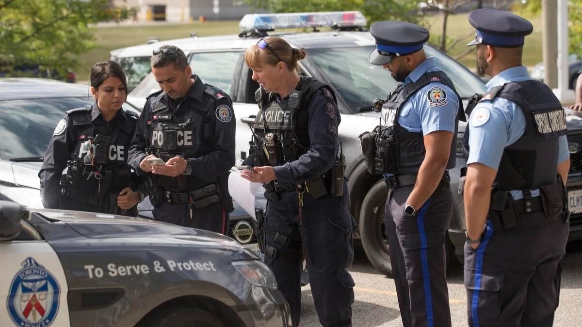 एक्सटॉर्शन गैंग्स पर कनाडा की बड़ी स्ट्राइक, कारोबारियों को निशाना बनाने वाले 3 अपराधी डिपोर्ट