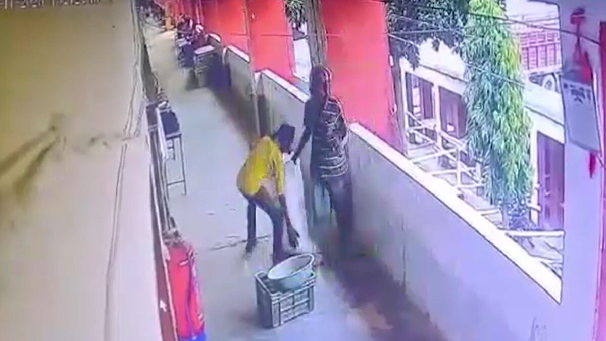 समस्तीपुर VVPAT पर्ची केस: JDU समर्थकों ने जारी किया CCTV फुटेज, RJD पर लगाए गंभीर आरोप