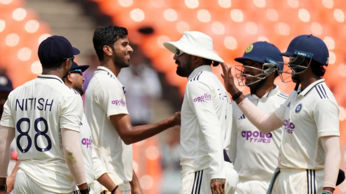 Team India For Kolkata Test 