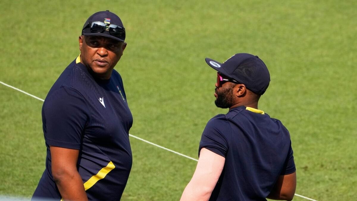 Shukri Conrad and Temba Bavuma 