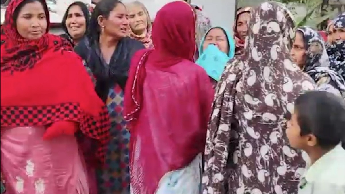 मौत के बाद रोते-बिलखते परिजन. (Photo: Screengrab)