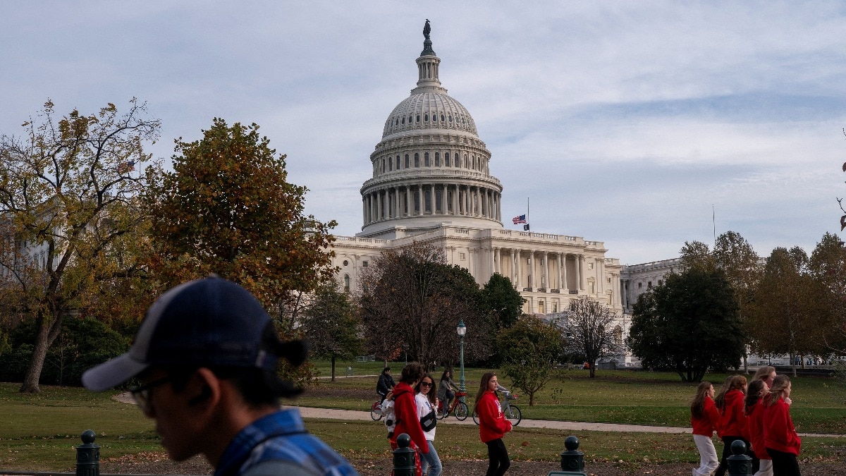 खत्म हो रहा US शटडाउन, सीनेट में सांसदों ने पक्ष में किया मतदान