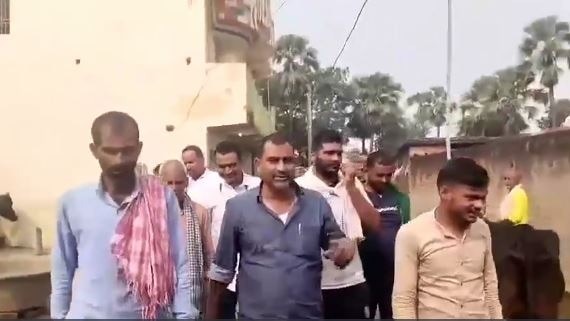 पुलिस ने आरोपी को किया गिरफ्तार (Photo: Screengrab)