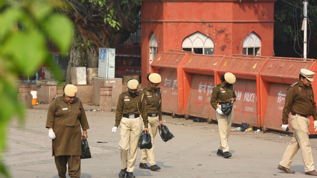 लाल किला ब्लास्ट जांच में मेवात से तीन संदिग्ध हिरासत में लिए गए (Photo: PTI)