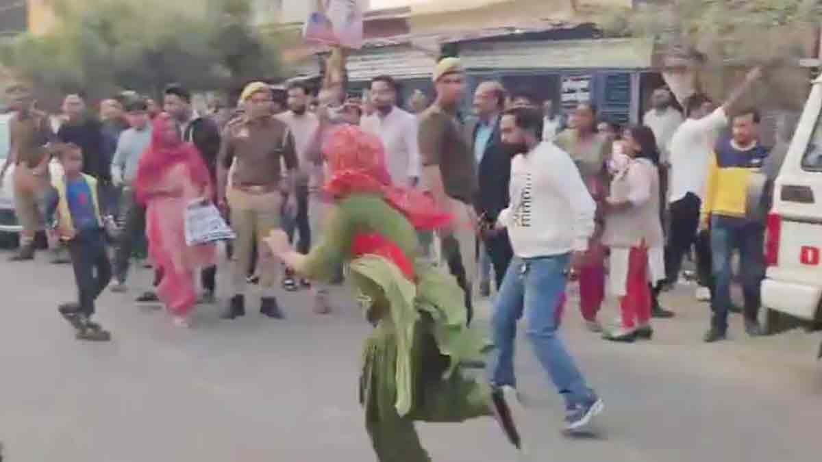 Rape victim Meet DIG