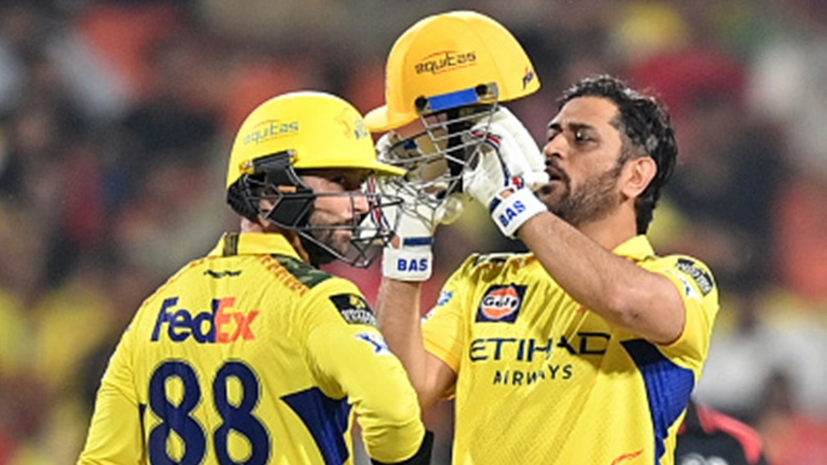 MS Dhoni, Devon Conway