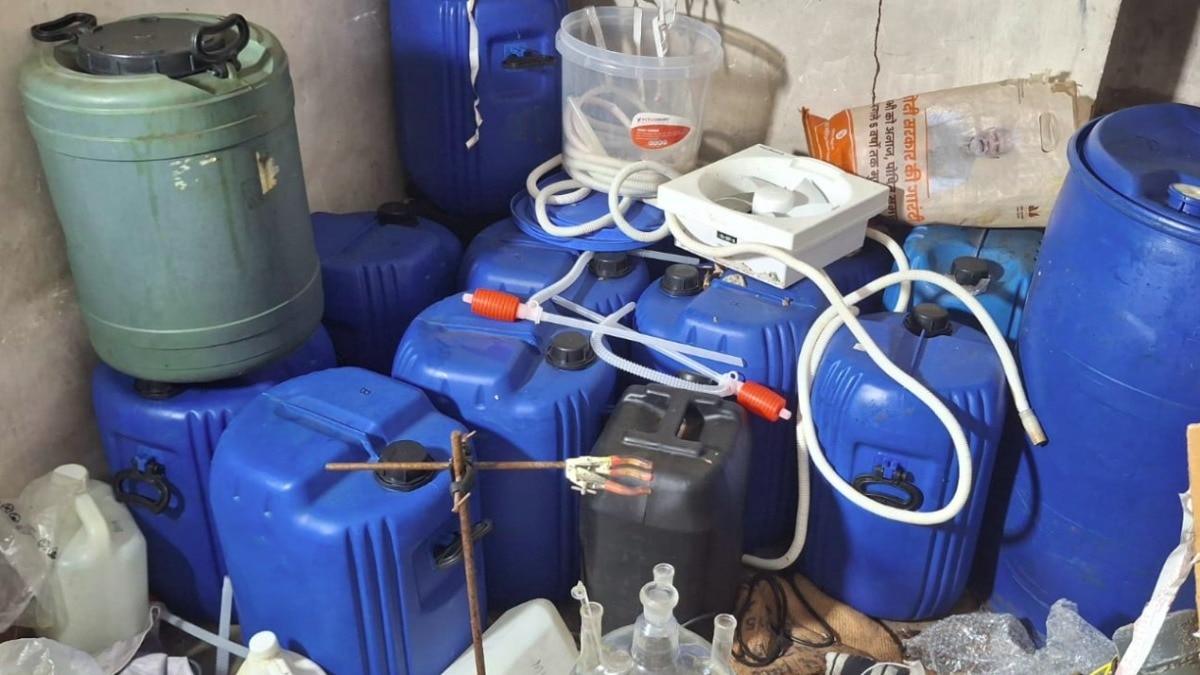 100 किलो मेफेड्रोन और 40 करोड़ कीमत... राजस्थान में 'ड्रग लैब' का भंडाफोड़, 5 लोग गिरफ्तार