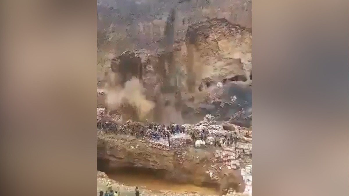 कांगो: तांबा खान में भीषण हादसा, पुल ढहने से 32 खनिकों की मौत