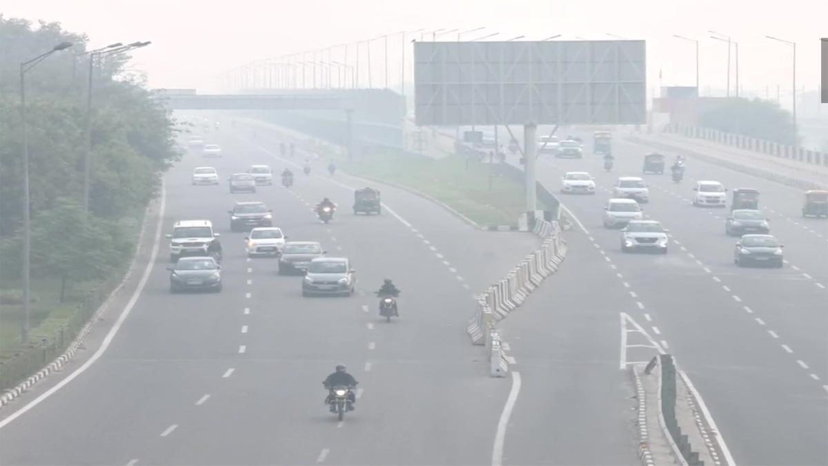 Delhi-NCR Air Quality Very Poor, toxic smog lingers in the air (Photo-ITG)